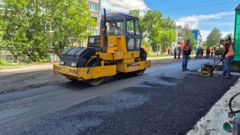 В Мишенном-3 началось асфальтирование, - сообщил Глава города Константин Брызгин