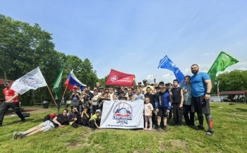 Юные спортсмены сходили в увлекательный поход на озеро Безымянное